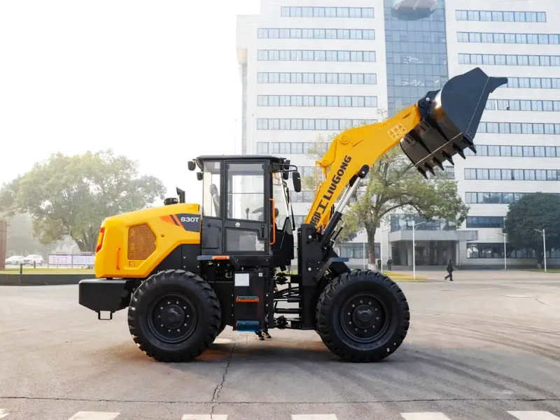 LIUGONG Delivers 30 Compact Wheel Loaders to Support Agricultural Modernization